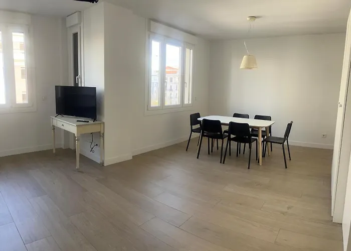 Apartaments Plaza Principe Viana
